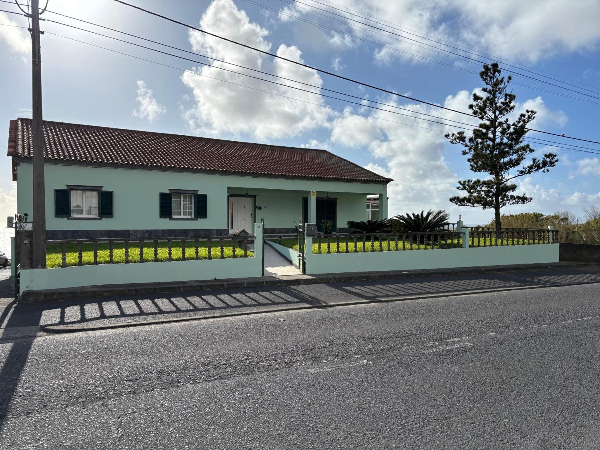 Green Tropical House Ponta Delgada  Bagian luar foto